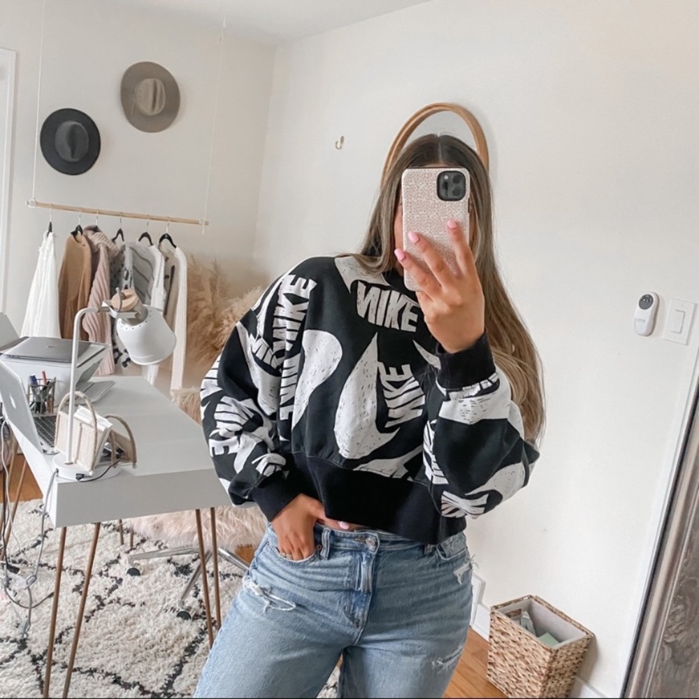 Nike cropped sweater